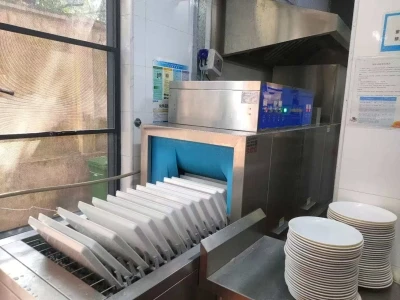 Il-Dishwashers Kummerċjali huma l-istess Daqs bħall-Dishwashers normali?